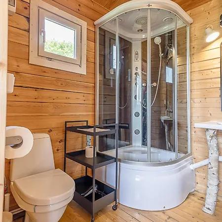 Projekt Stajnia - Nadmorski Ośrodek Jazdy Konnej - *