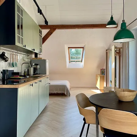 Projekt Stajnia - Nadmorski Osrodek Jazdy Konnej - *