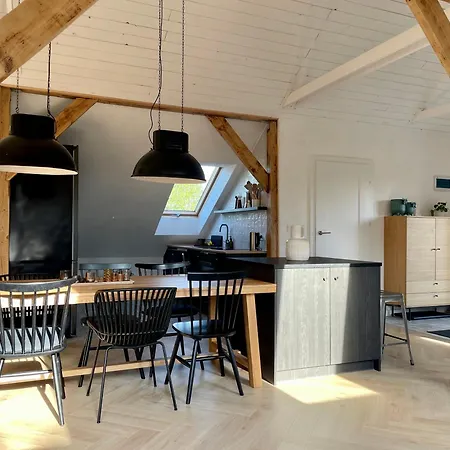 Projekt Stajnia - Nadmorski Osrodek Jazdy Konnej - Деревянный коттедж *